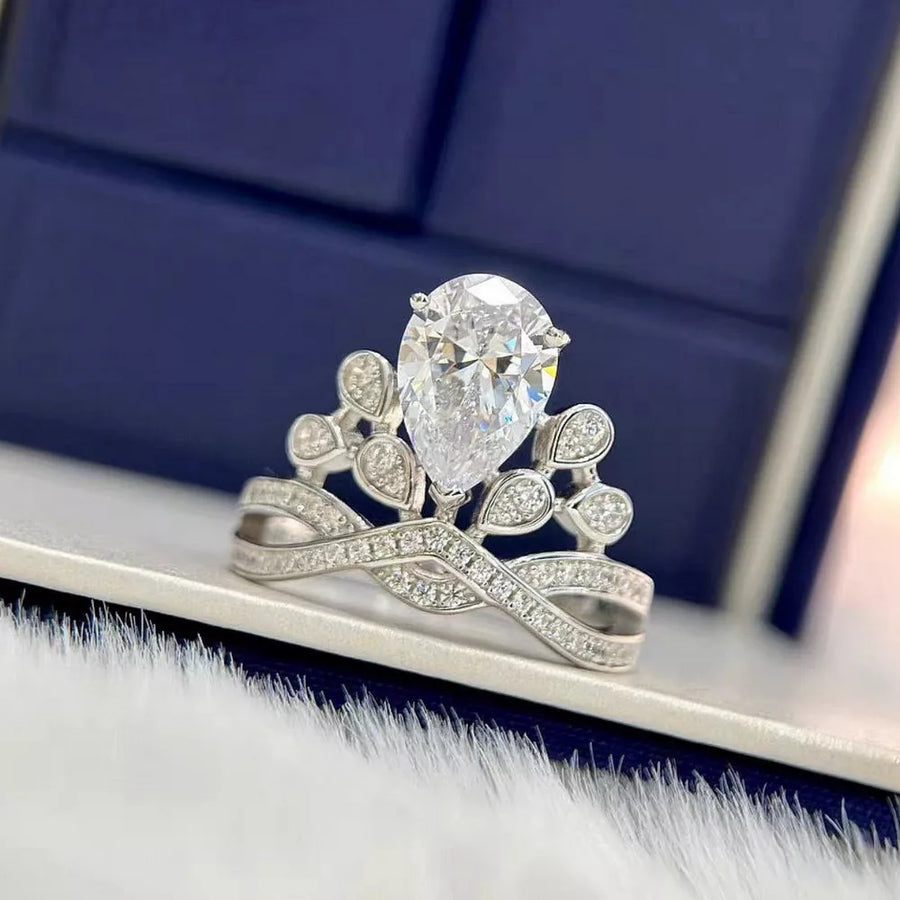 2 Carat Moissanite 925 Sterling Silver Ring in Silver