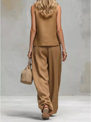 100% polyester Care instructions: Machine wash cold two-piece set in Brown with relaxed silhouette