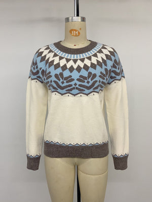 pullover sweater in light blue with stretch and hip-length