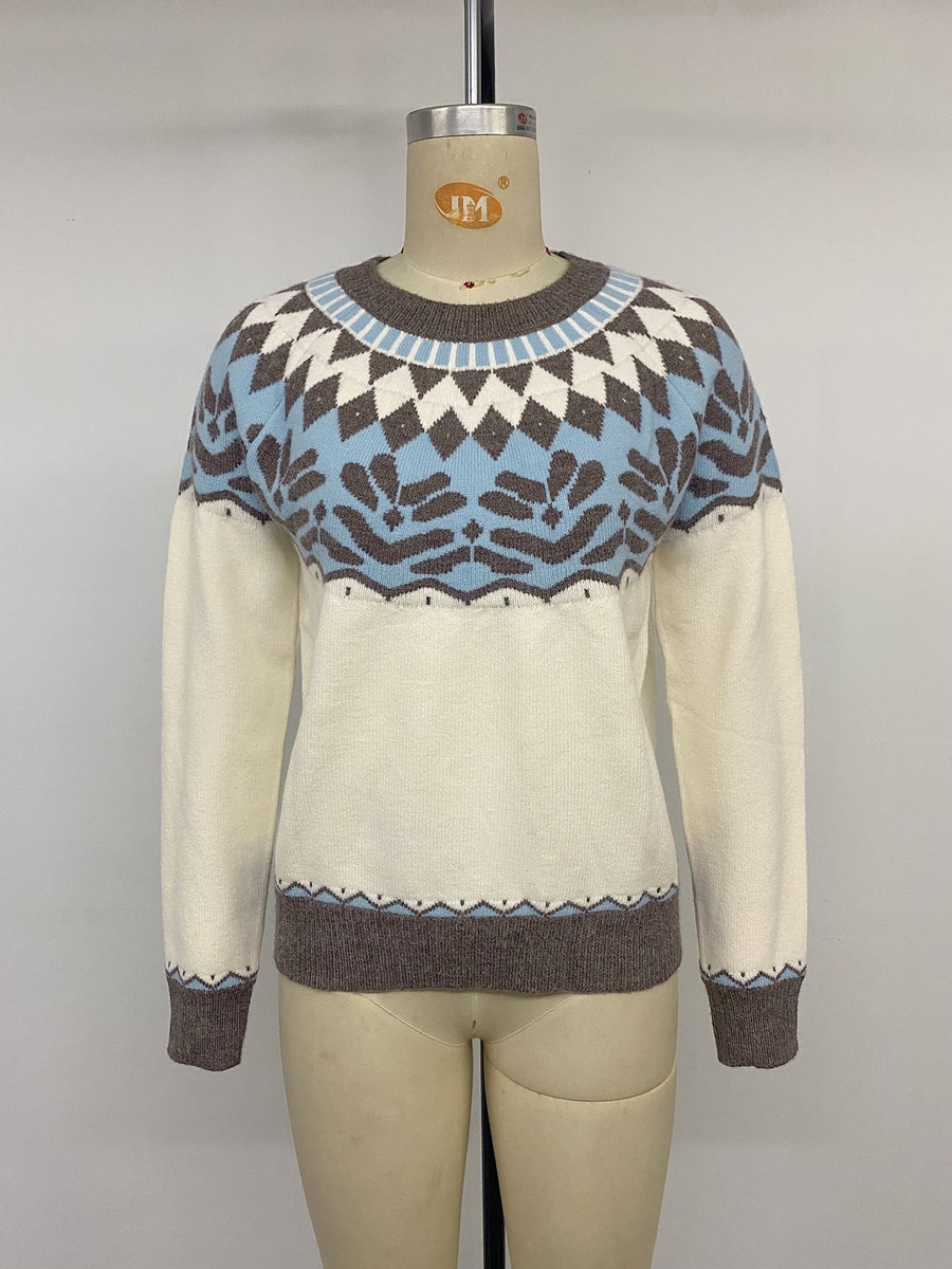 pullover sweater in light blue with stretch and hip-length