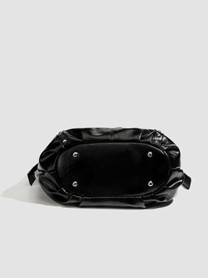 Black with handbag with studded 8