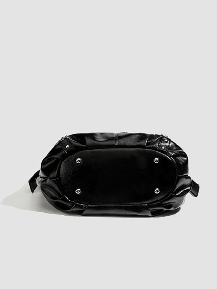 Black with handbag with studded 8