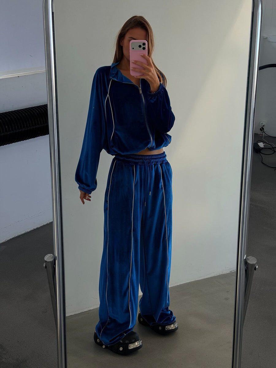 Zip Up Long Sleeve Top And Pants Set in Pink with contrast stitching