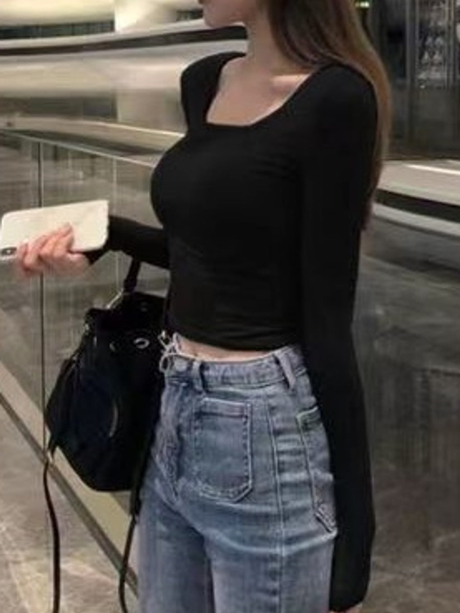 White crop top with cropped and pullover