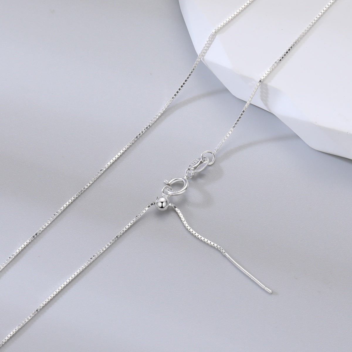 18K Rose Gold-Plated,18K Gold-Plated,925 sterling silver Care instructions: Avoi necklace in gold with straight silhouette