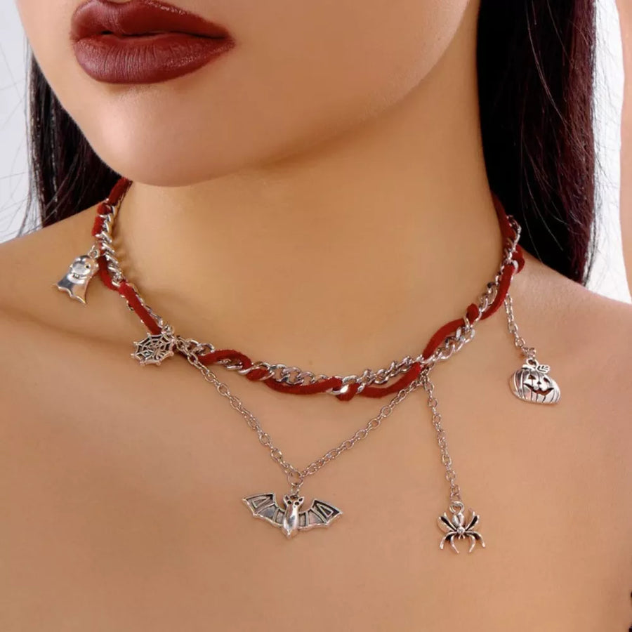 necklace in silver with layered and choker