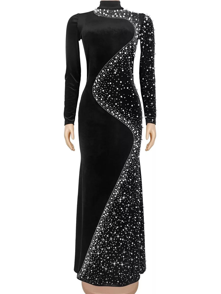 100% polyester Care instructions: Machine wash cold formal gown in Black with mermaid silhouette