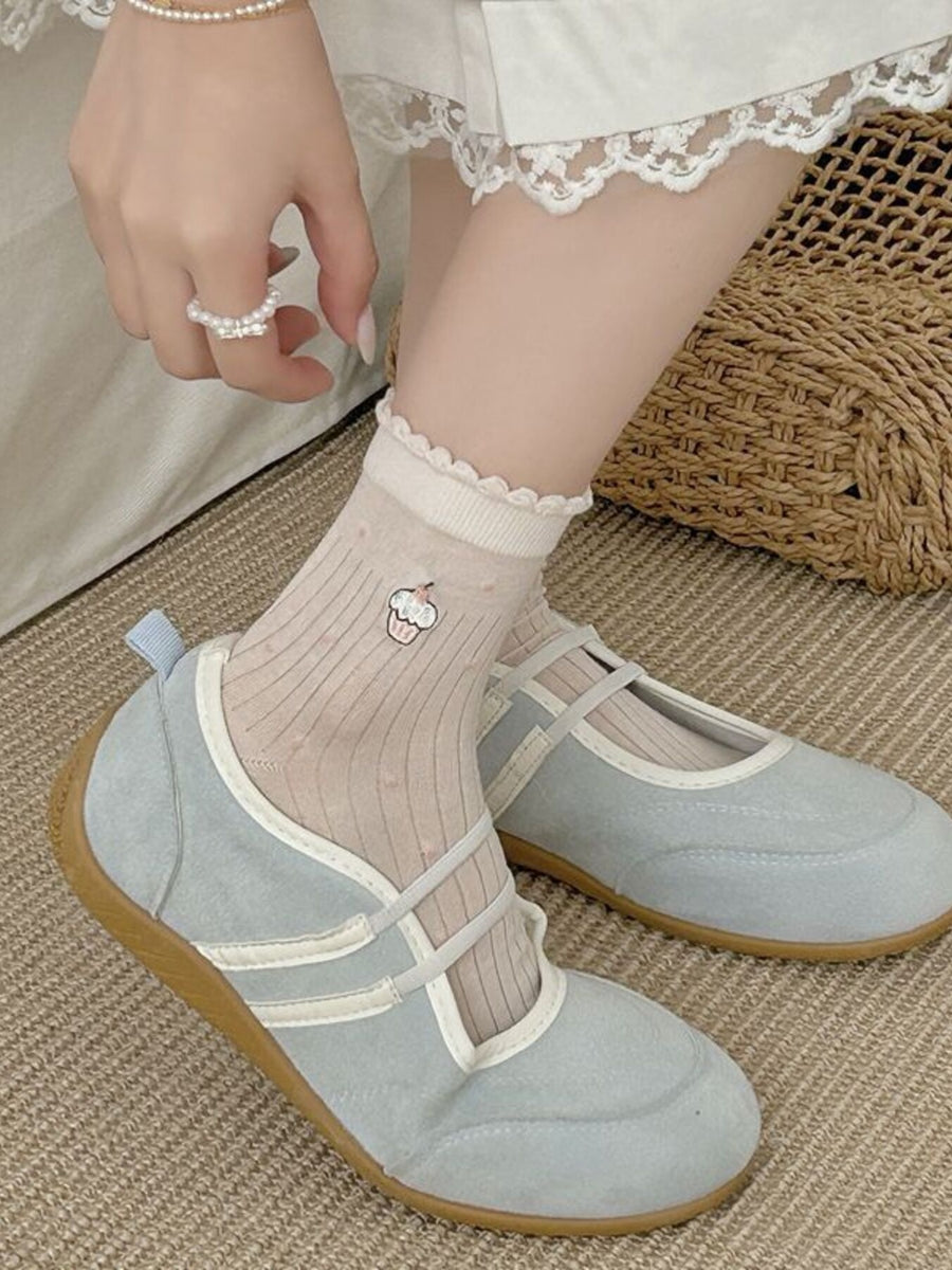 socks in light pink with polka dot and ribbed knit