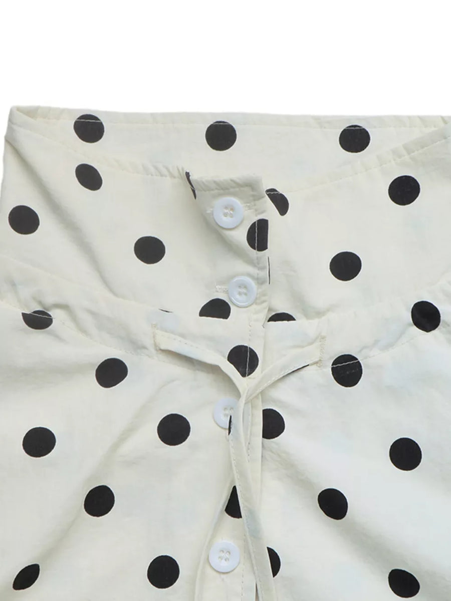 windbreaker in cream with buttoned and hip-length