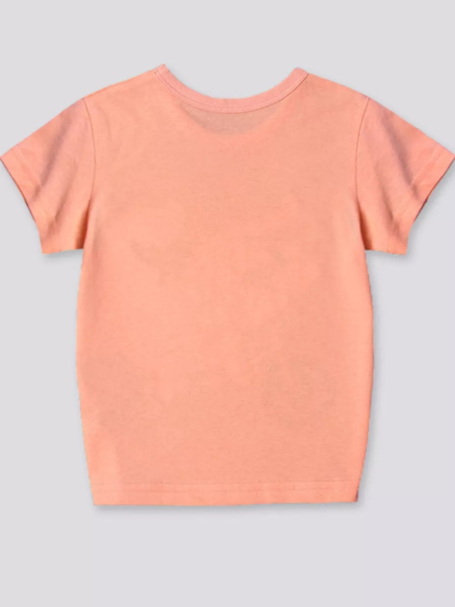 Peach t-shirt with short sleeves and crew neck