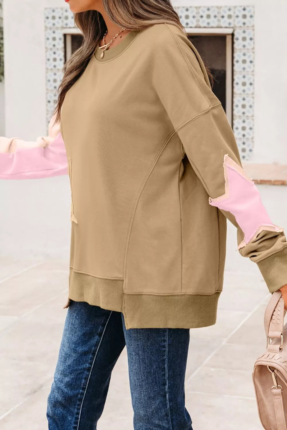 camel sweatshirt with seam detail and long sleeve