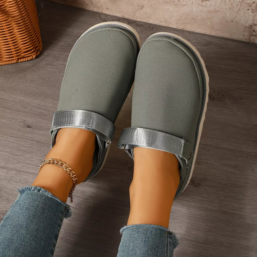 slippers in Beige with round toe and not applicable