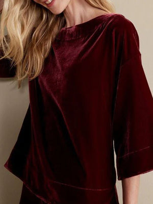 100% polyester Care instructions: Machine wash cold t-shirt in Dark Green with relaxed silhouette