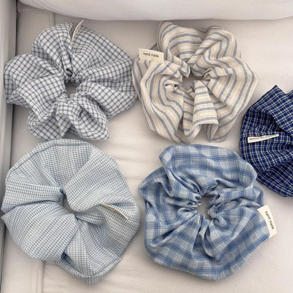 scrunchie in light blue featuring 5-piece set and oversized fit