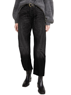wide-leg jeans in light blue