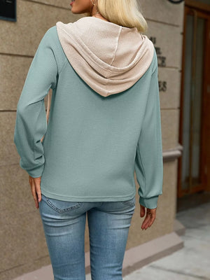 hoodie featuring waffle-knit in Mauve with 65% viscose, 30% polyester, 5% elastane Care instructions: Machine wash cold