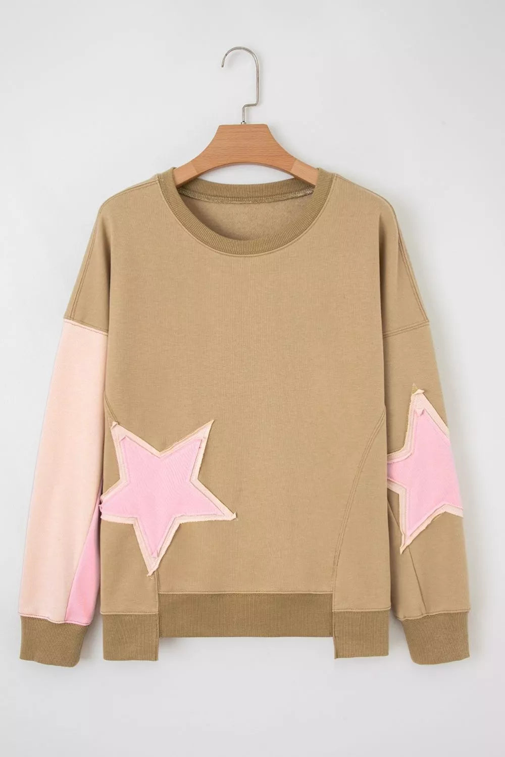 sweatshirt in camel with oversized and hip-length
