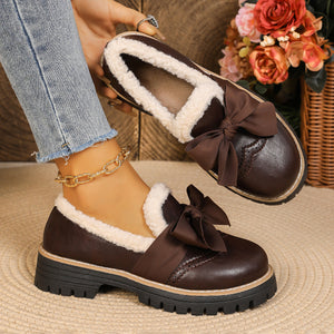 loafers in Black
