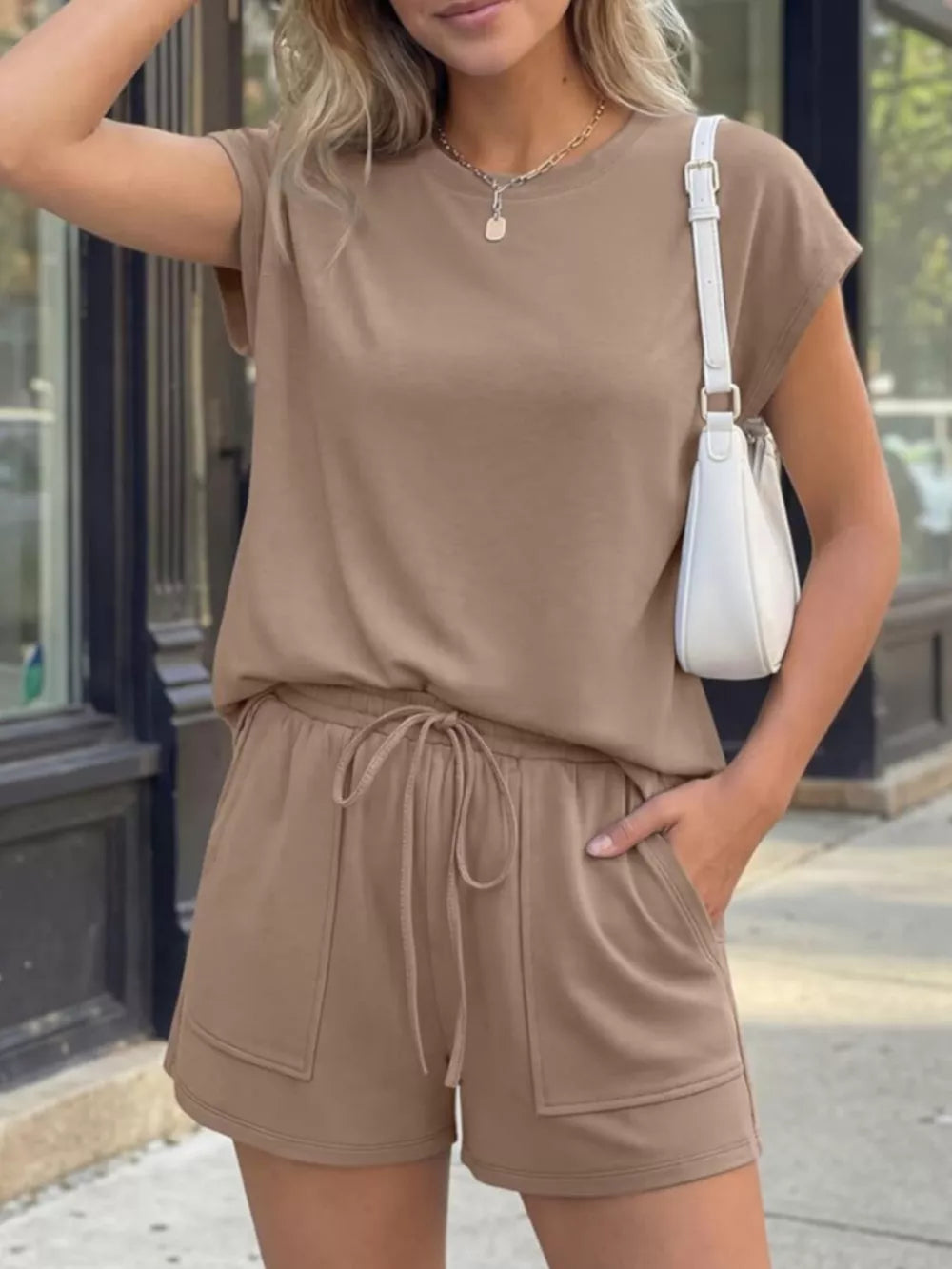 Khaki crew neck t-shirt and drawstring shorts set with pockets