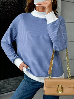 sweatshirt in sage green with striped and stretch
