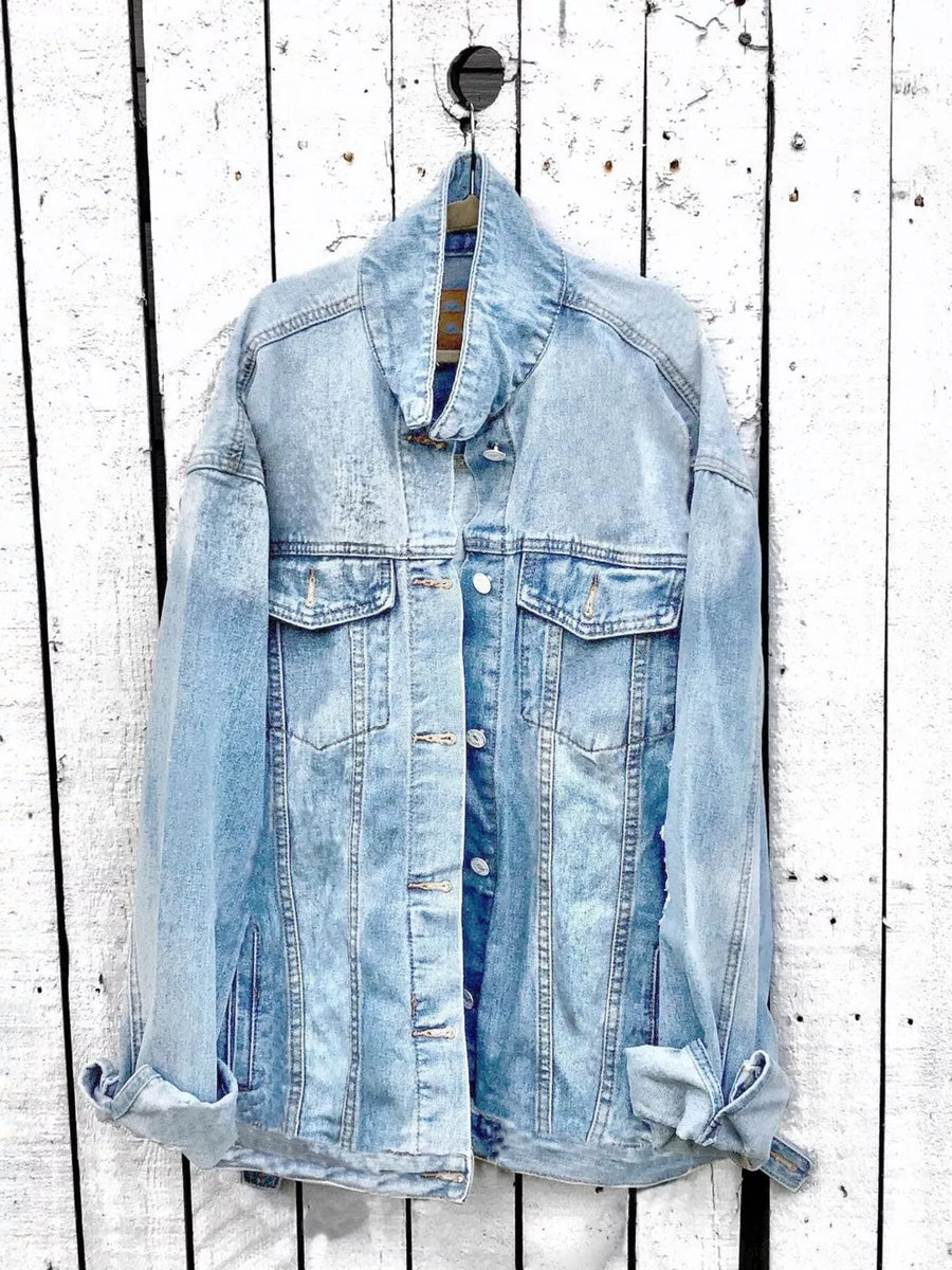 denim jacket featuring graphic print in Light Blue with 95%cotton,5%spandex Care instructions: Machine wash cold texture