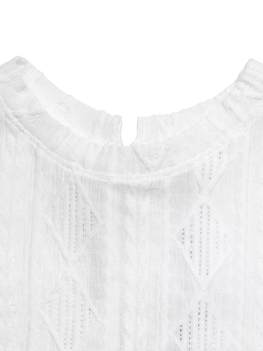 White textured knit maternity t-shirt with crew neck and diamond pattern