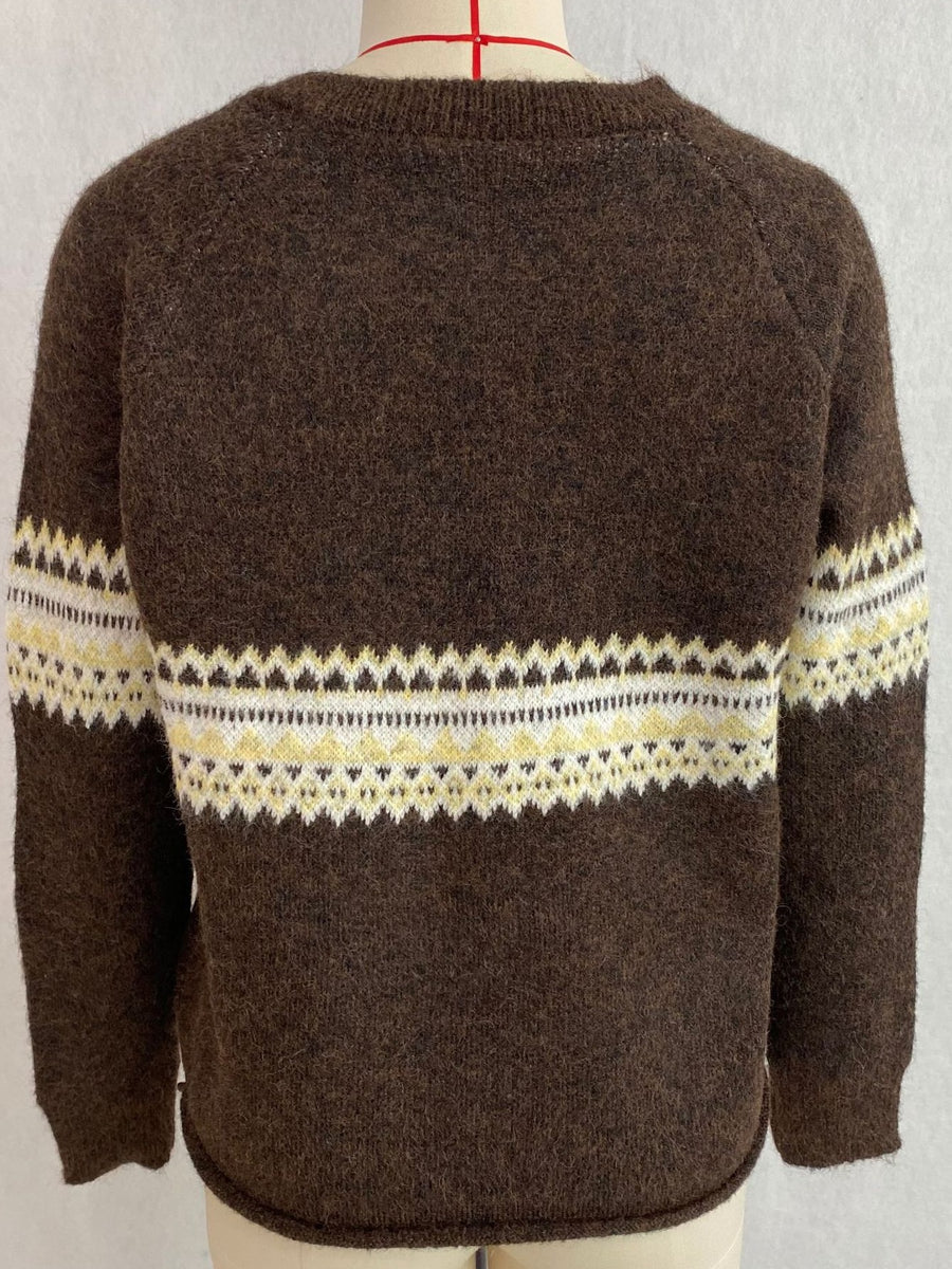 cardigan in Light Blue with round neck and long sleeve