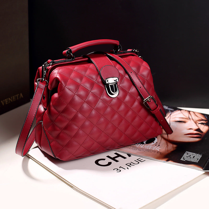 handbag in burgundy featuring quilted and boxy fit