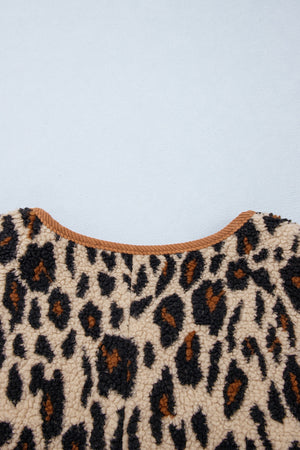 jacket in dark brown with buttoned and hip-length