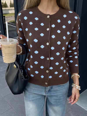 classic cardigan in Brown with round neck
