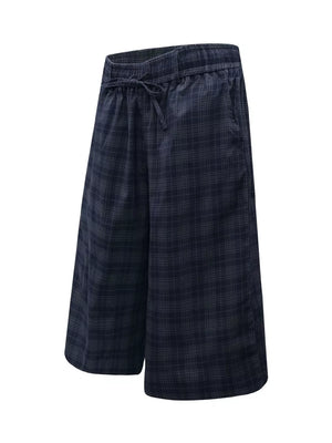 Men's Plaid Wide-leg Drawstring Shorts in this colorway