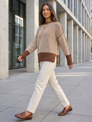 classic pullover sweater in brown with round neck