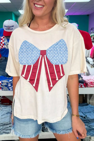 Loose Knit Vintage Flag Bow T-shirt in Cream