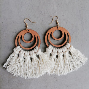 Wooden hoop earrings with white macrame fringe