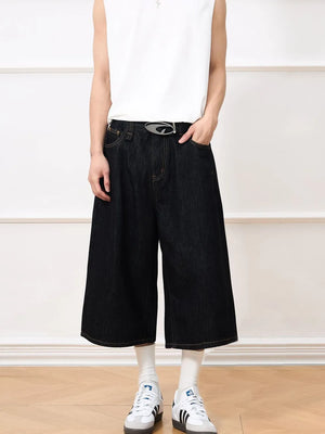 Men's relaxed fit black denim culotte shorts made of cotton.