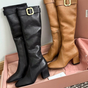 boots in black featuring square toe and straight fit