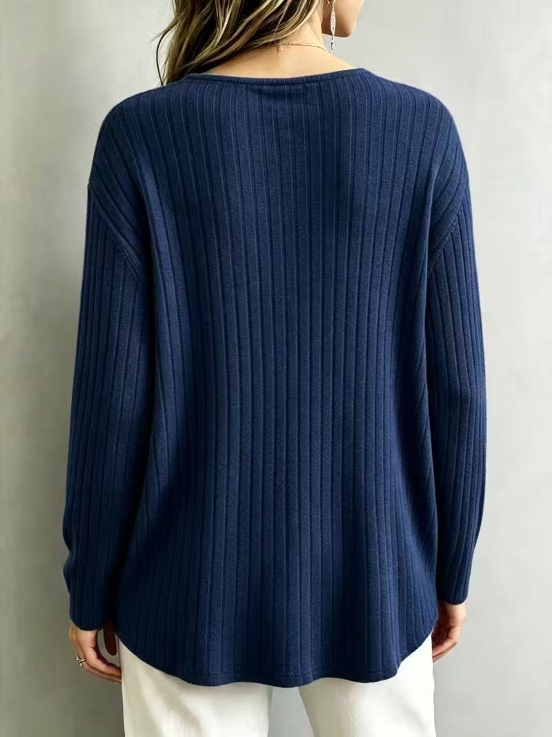 burgundy t-shirt with hip-length and pullover