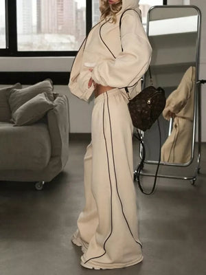 White lounge set with drawstring and long sleeve