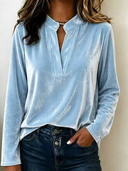 Navy blouse with hip-length and pullover