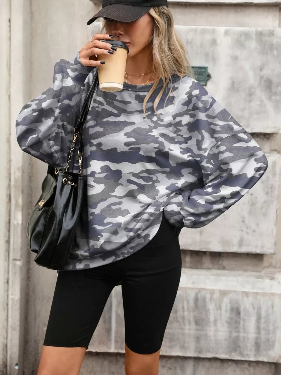 white sweatshirt with ribbed cuffs and long sleeve