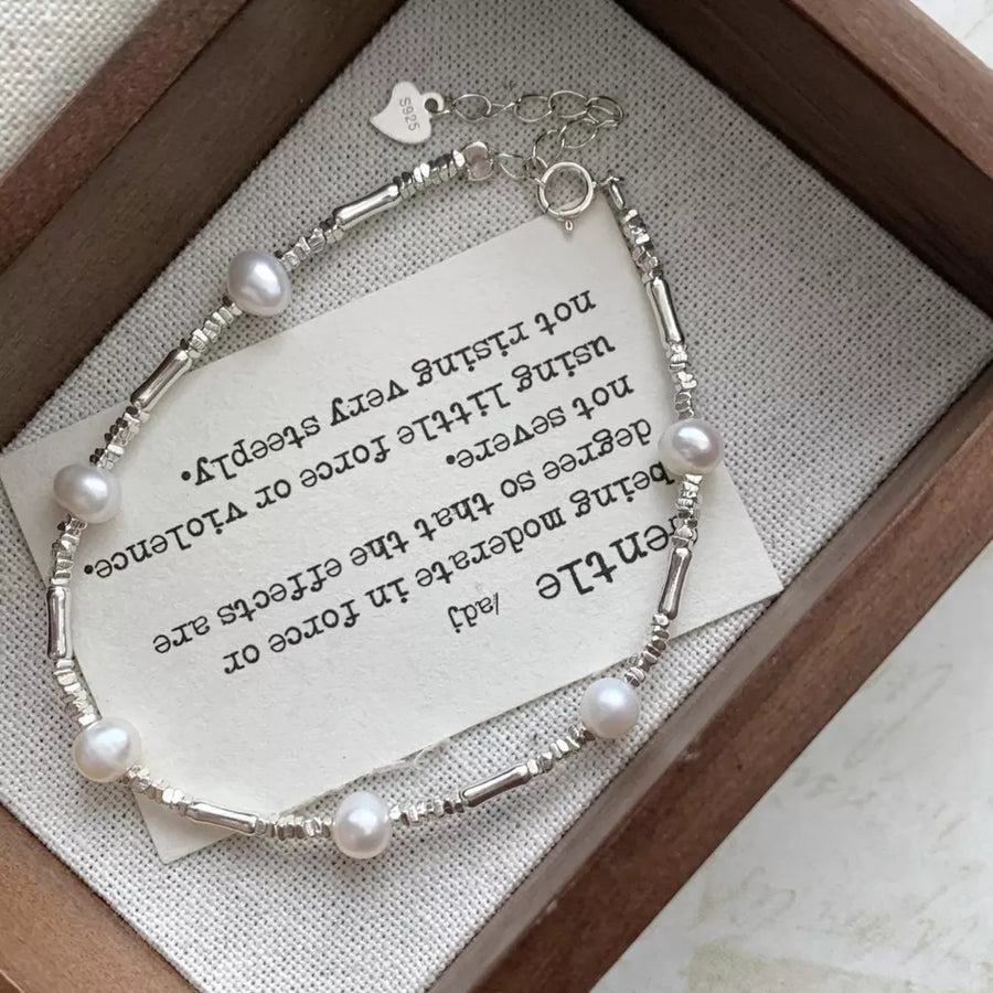bracelet in silver featuring pearl accents and not applicable fit