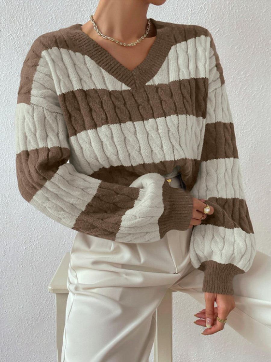 v-neck sweater in Military Green with striped and cable-knit