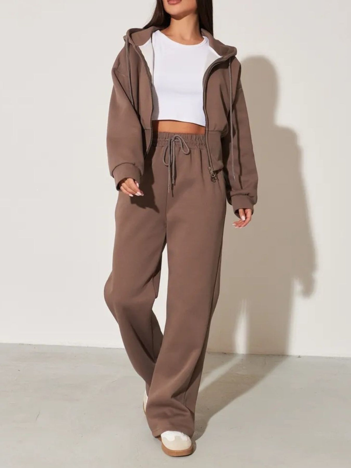 lounge set in Black with drawstring and cropped