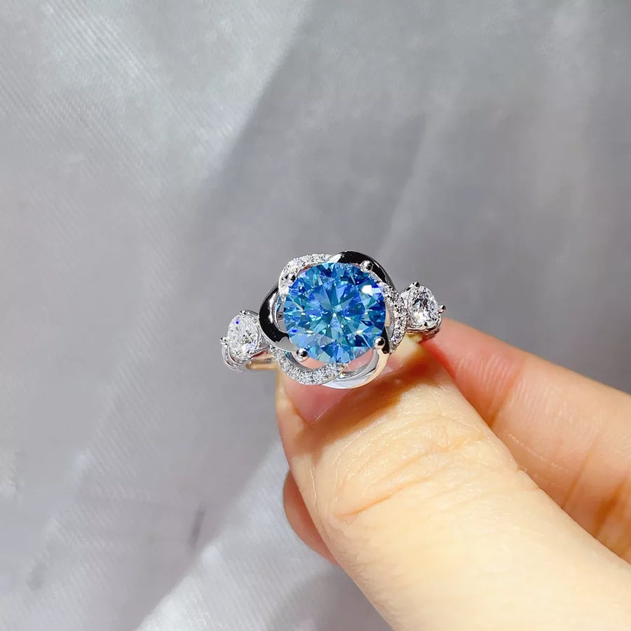 0.3 Carat Moissanite Sterling Silver Fitted Ring in this colorway