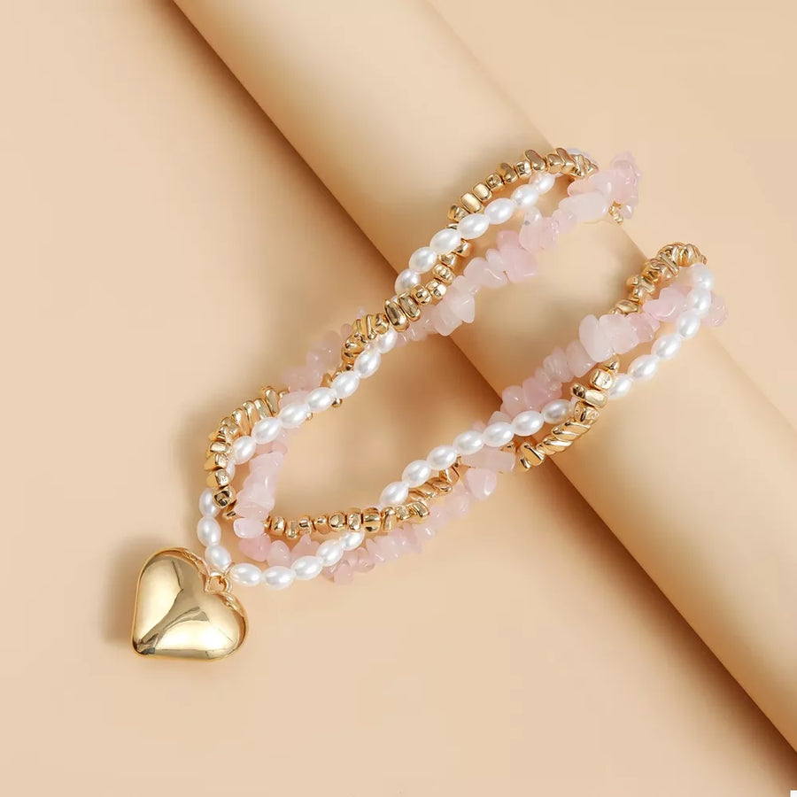 necklace in ivory with three-layered and choker