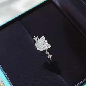 Platinum-Plated,925 sterling silver,Moissanite Carat weight: 2ct Care instructio ring in Silver with fitted silhouette