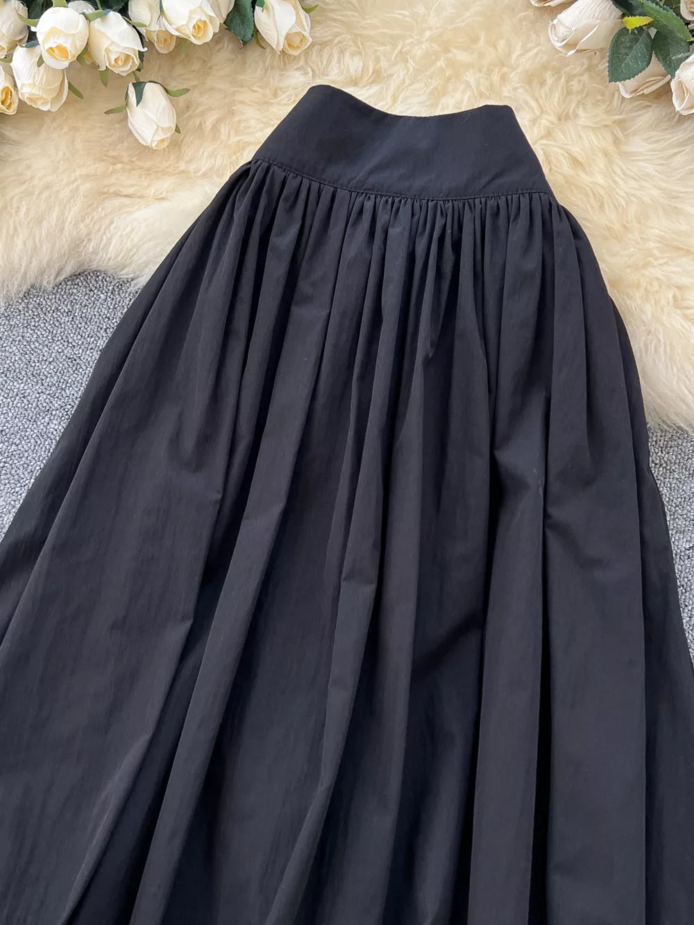 Black gathered waist high-waisted a-line skirt with pockets