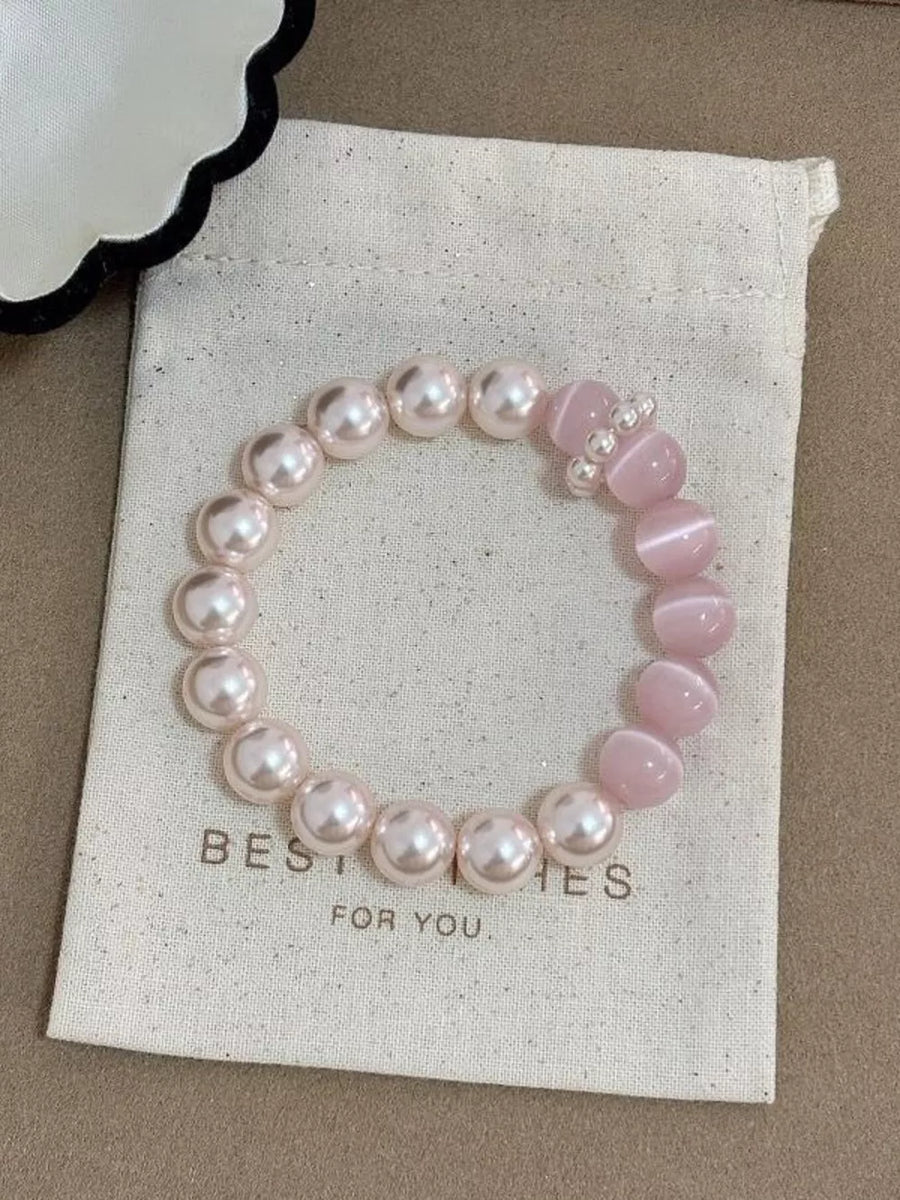 bracelet in pearl white with beaded and wrist-length