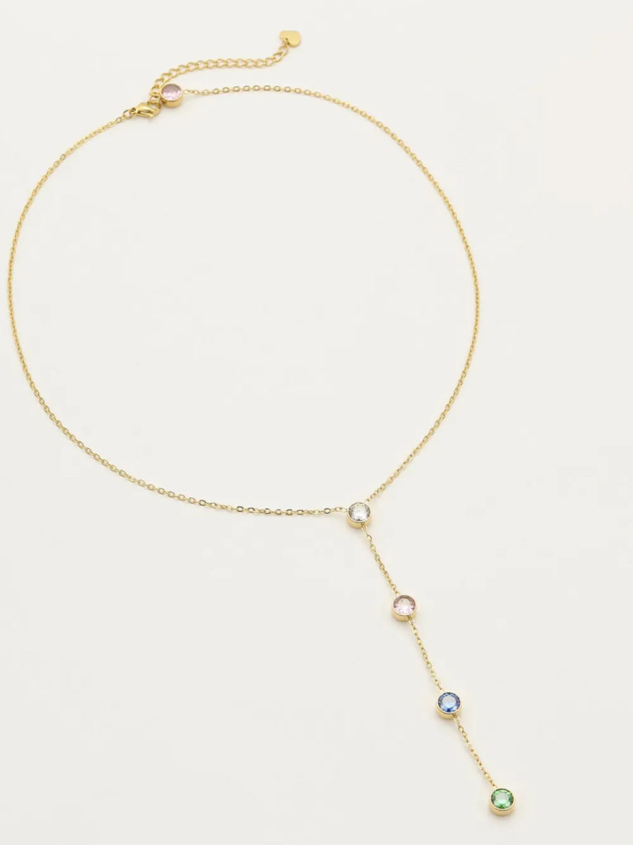 gold necklace with 19.3 inches and clasp