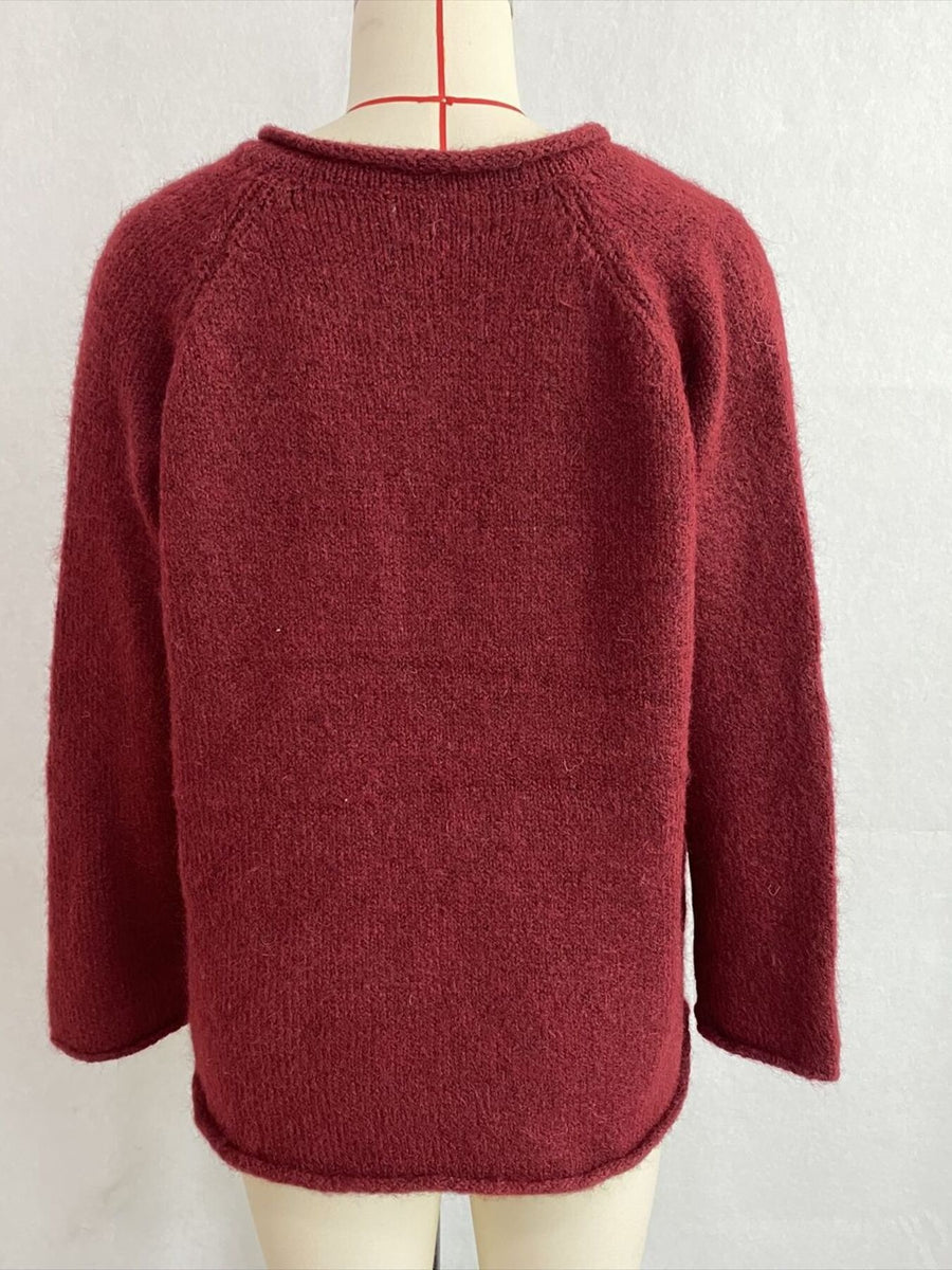 classic v-neck sweater in Apricot Color with v-neck